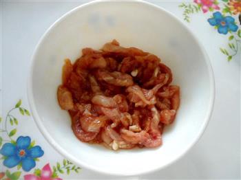榨菜青椒肉丝-乌江榨菜的做法步骤5