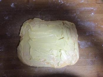 牛角面包 胡萝卜的做法步骤3