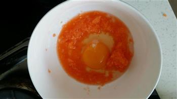宝宝食品-胡萝卜鸡蛋饼的做法步骤3