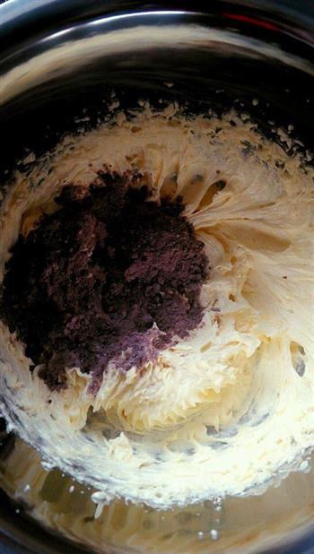 烘焙系列-巧克力块奶油杯子蛋糕的做法步骤3