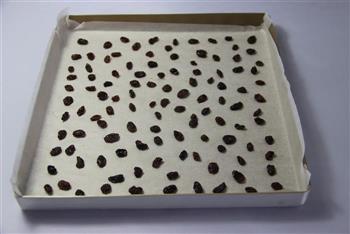 葡萄干蛋糕卷的做法图解8
