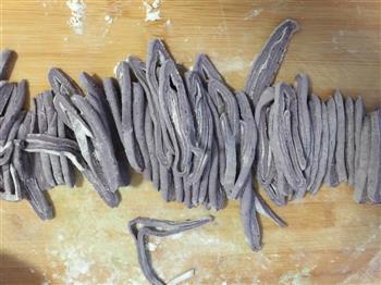 紫甘蓝牛肉面条，为孩子而创造的营养面的做法图解9
