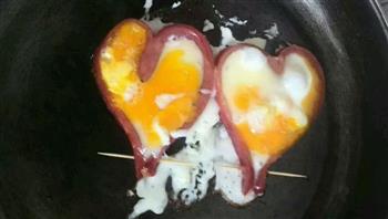 爱心煎蛋+蔬菜三明治的做法步骤4