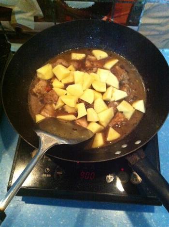 土豆烧排骨的做法步骤4