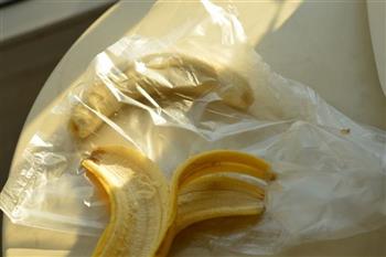 酥顶香蕉马芬的做法步骤2