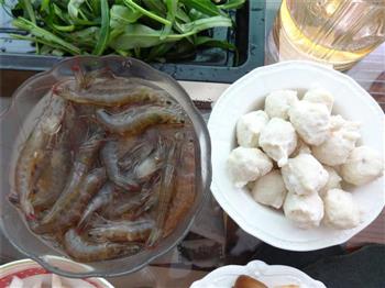 冬季最佳宴客菜-鸡汤火锅的做法步骤5
