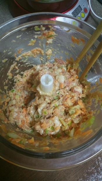 菠菜丸子汤的做法步骤3