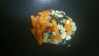 菠菜丸子汤的做法步骤5
