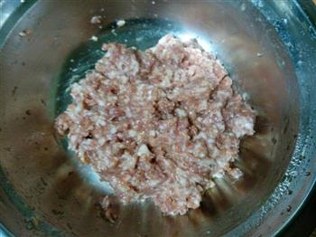 榨菜猪肉紫菜卷-乌江榨菜的做法步骤1