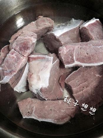 卤牛肉和豆皮的做法步骤1