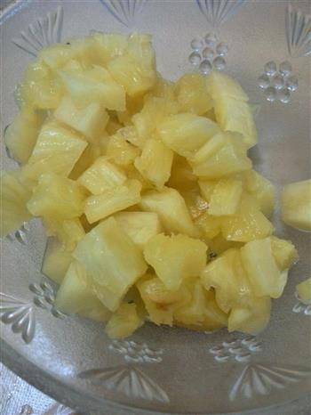 烤菠萝面包布丁的做法步骤2