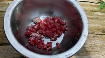 榨菜肉锅贴—乌江榨菜的做法步骤2