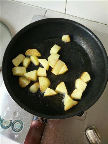 糖醋土豆的做法步骤2