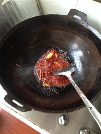 家常红烧豆腐鱼的做法步骤4