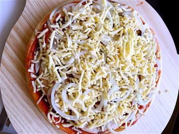 蘑菇培根芝士披萨的做法图解6