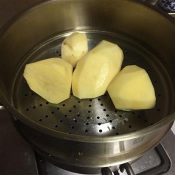 培根芝士焗土豆泥-唇齿留香的做法图解1