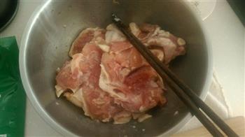 照烧鸡腿肉的做法步骤2