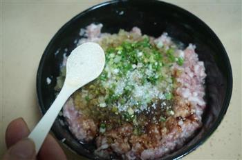 榨菜鲜肉月饼-乌江榨菜的做法步骤4