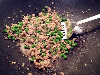 超好吃的豌豆牛肉末炸酱的做法步骤5