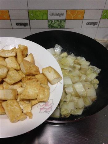 豆腐白菜煮鱼杂-乌江榨菜的做法步骤4