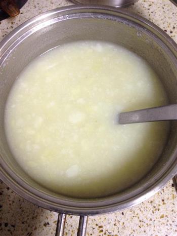 葡国培根土豆浓汤的做法图解1