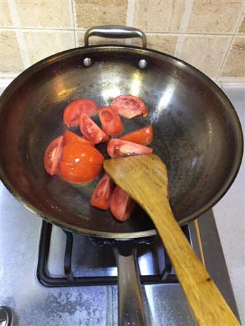 番茄排骨汤年糕的做法步骤3