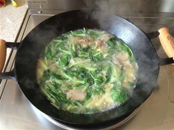 小白菜土豆排骨汤的做法步骤1
