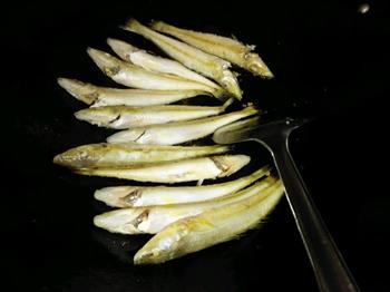 沙箭鱼汤的做法步骤1