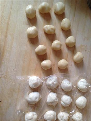 椰蓉糯米老婆饼的做法步骤2