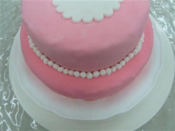 HOLLETKITY粉色双层翻糖蛋糕的做法图解40