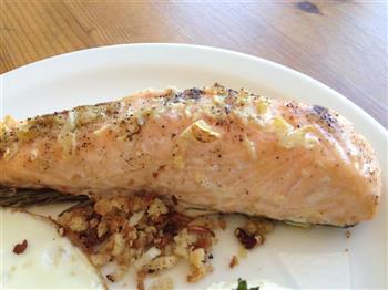 吃货减肥餐-高蛋白低脂香烤三文鱼的做法步骤1