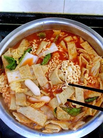 韩国泡菜锅的做法步骤4