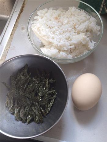 紫菜鸡蛋炒饭的做法步骤1
