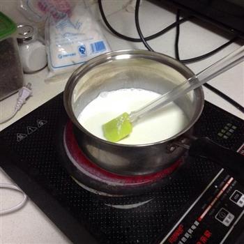 牛奶小方的做法步骤2