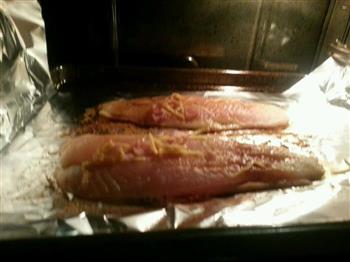 土豆配烤鱼的做法步骤3