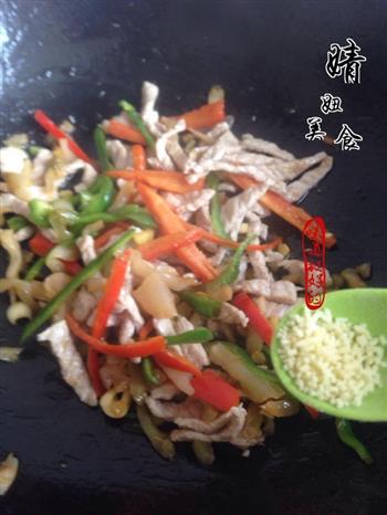 青椒肉丝榨菜-乌江榨菜的做法步骤17