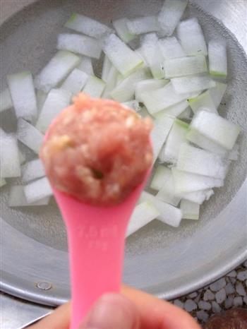 冬瓜猪肉丸子汤的做法步骤4
