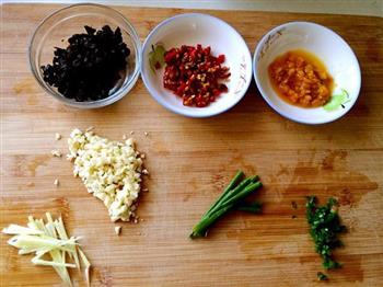 豆豉双椒鱼头的做法步骤2