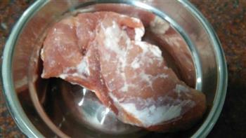 红参鹿茸炖瘦肉的做法步骤1