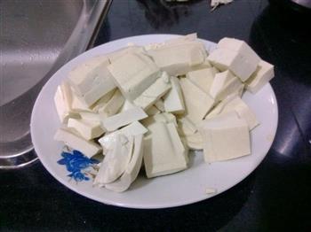 香菇豆腐烧排骨的做法步骤3