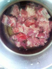 潮汕猪筋丸排骨粥的做法步骤2