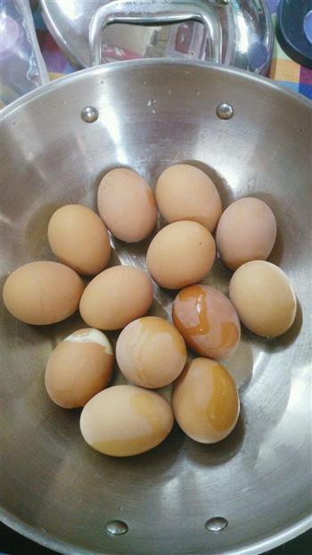 特百惠乡巴佬鸡蛋的做法步骤1