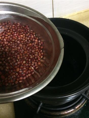 红豆白果养生粥的做法步骤2