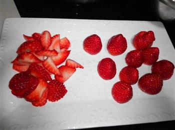 草莓裸蛋糕的做法步骤11