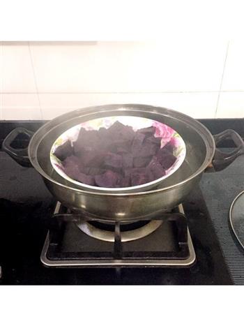 芝麻紫薯饼的做法步骤2