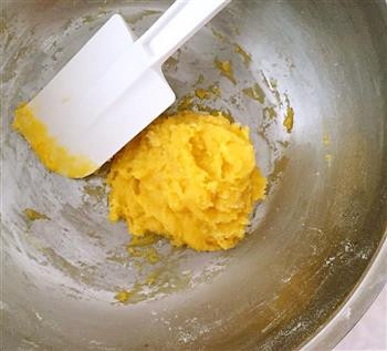 蛋黄奶香小馒头的做法步骤8