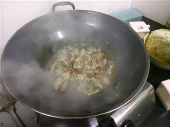 香炒蛤蜊的做法步骤4
