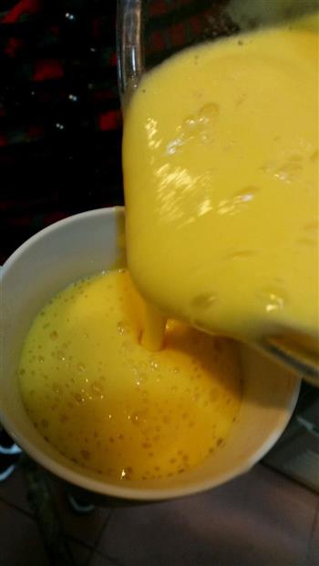 芒果牛奶的做法步骤3