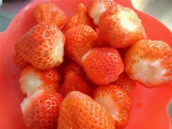 家庭自制草莓酱的做法步骤1