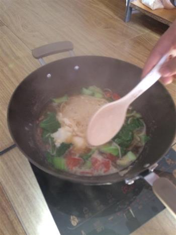 热汤面的做法步骤3